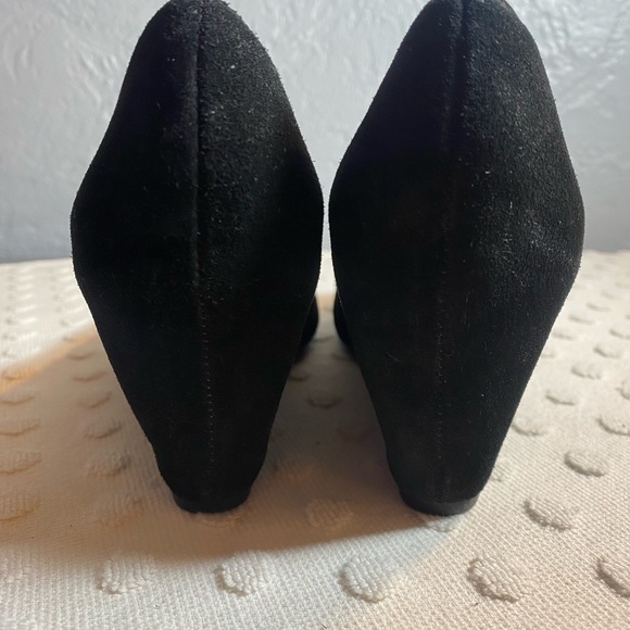 Franco Sarto Women's Black Suede Wedge Heel Shoes - Picture 6 of 16